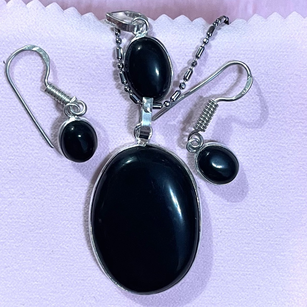 GORGEOUS GENUINE NATURAL BLACK ONXY GEMSTONE STERLING SILVER NECKLACE EARRINGS